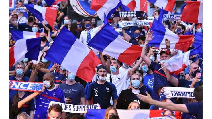 France national team supporters. (Getty)