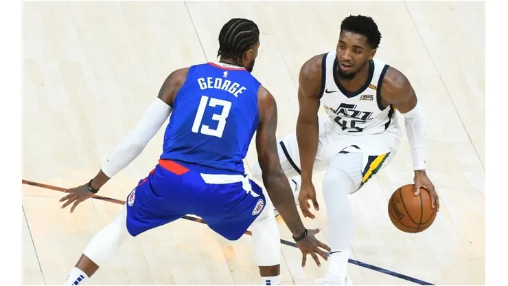 Paul George guarding Donovan Mitchell. (Getty)