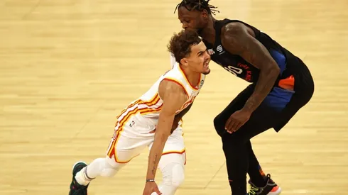 Trae Young & Julius Randle. (Getty)