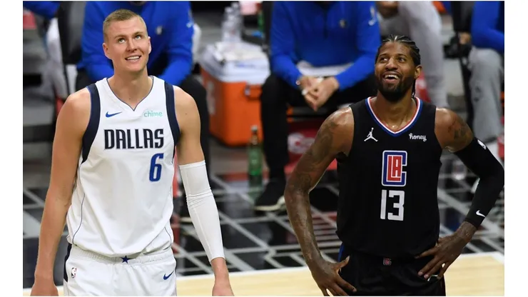 Kristaps Porzingis & Paul George. (Getty)