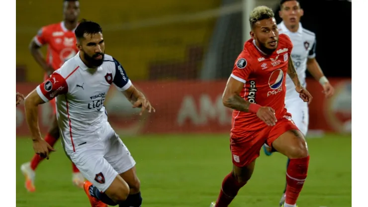 Cerro Porteño and America de Cali clash for a place in the Libertadores Round of 16 (Twitter @Libertadores).