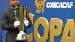 A detailed view of the CONCACAF Gold Cup Trophy. (Getty)