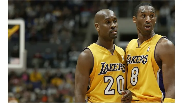 Gary Payton & Kobe Bryant. (Getty)