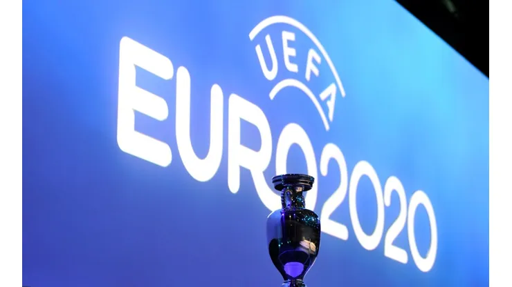 The Henri Delaunay trophy is displayed at the UEFA EURO 2020 Host Cities & Final announcement ceremony. (Getty)