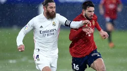 Jonathan Calleri (right) of Osasuna is challenged by Sergio Ramos (left) of Real Madrid. (Getty)