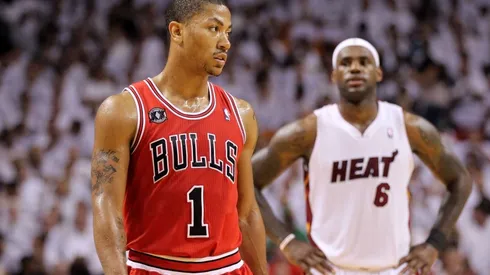 Derrick Rose and LeBron James. (Getty)