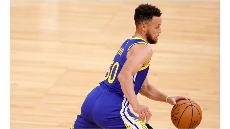 Juan Toscano-Anderson & Stephen Curry. (Getty)