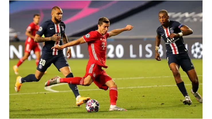 Robert Lewandowski vs. PSG. (Getty)