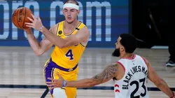 Alex Caruso & Fred VanVleet. (Getty)