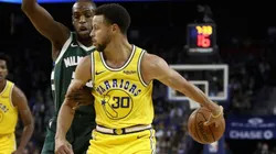 Stephen Curry & Khris Middleton. (Getty)