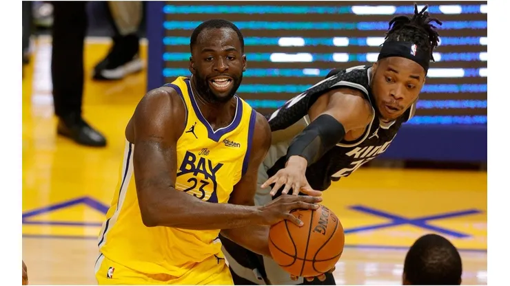 Draymond Green & Richaun Holmes. (Getty)