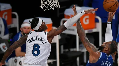 LeBron James vs. the Timberwolves. (Getty)