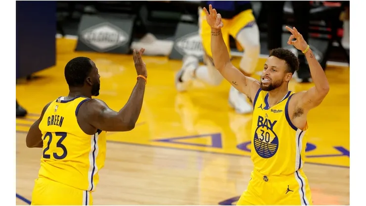 Draymond Green & Stephen Curry. (Getty)