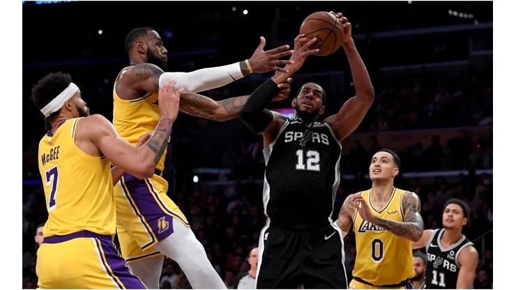 LaMarcus Aldridge vs. the Lakers. (Getty)