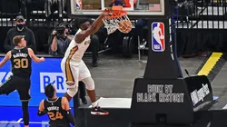 Zion Williamson dunking. (Getty)