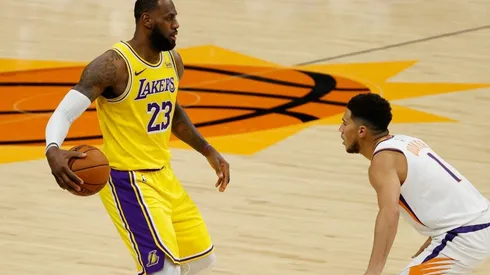 LeBron James & Devin Booker. (Getty)