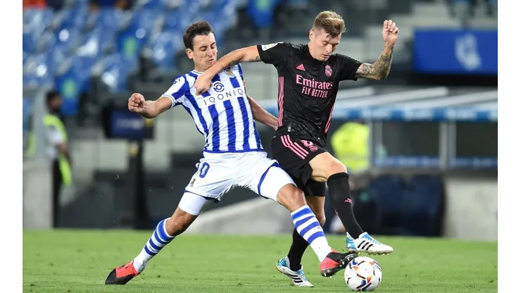 Tony Kroos & Mikel Oyarzabal. (Getty)
