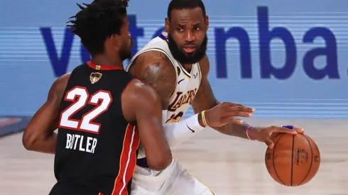 Jimmy Butler guarding LeBron James. (Getty)