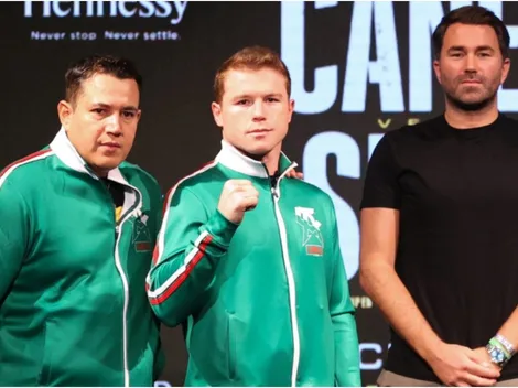Who is Canelo Alvarez promoter?