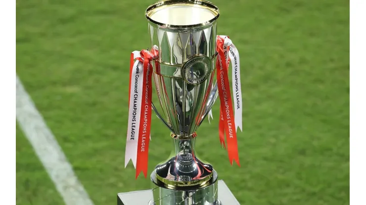 The CONCACAF Champions League trophy. (Getty)