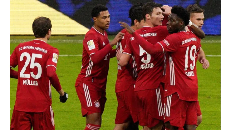 Bayern Munich players celebrate a goal against Hoffenheim. (Getty)
