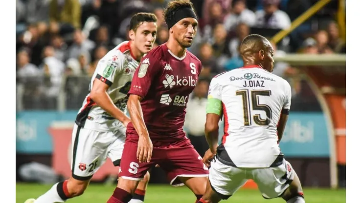 Alajuelense clashed Saprissa in 2020. (Twitter @SaprissaOficial)