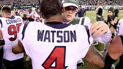 Deshaun Watson and Sam Darnold could exchange teams this offseason. (Getty)