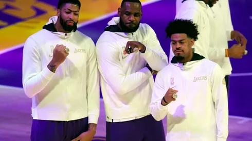 Anthony Davis, LeBron James and Quinn Cook. (Getty)