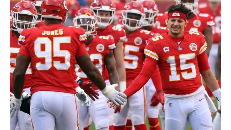 Kansas City Chiefs could have their roster complete this Sunday. (Getty)