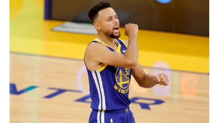 Stephen Curry of the Golden State Warriors reacts during an NBA game (Getty).