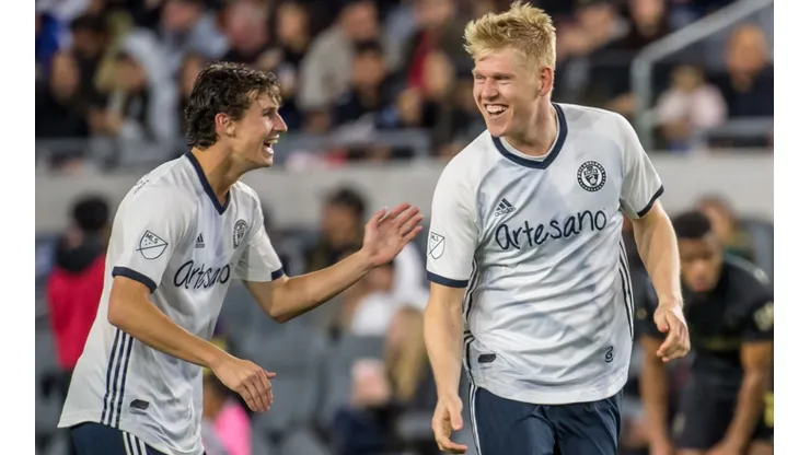 Jakob Glesnes (right) of Philadelphia Union celebrates his goal on a free kick against Los Angeles FC (Getty).
