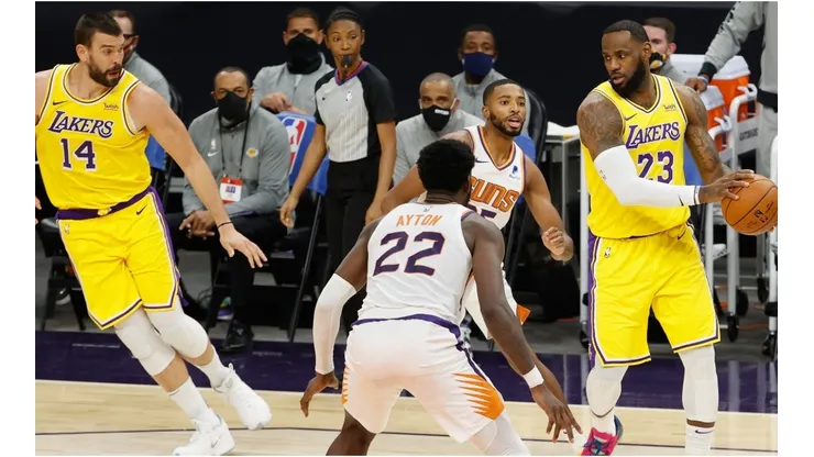 Marc Gasol and LeBron James. (Getty)