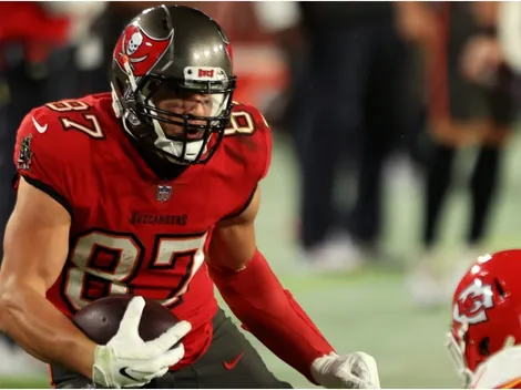 Rob Gronkowski revealed his hilarious routine for the Bucs' BYE week