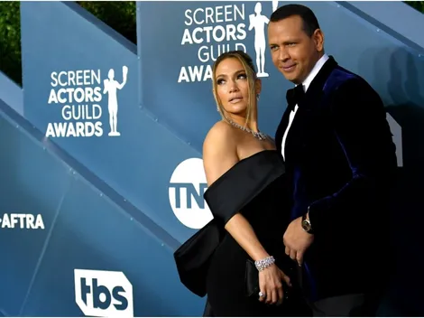 Lucky A-Rod: Jennifer Lopez posts stunning NSFW pic