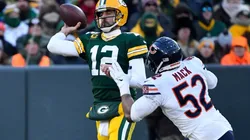 Khalil Mack trying to sack Aaron Rodgers. (Getty)