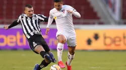 Santos earned a big win in their visit to Ecuador. (Getty)