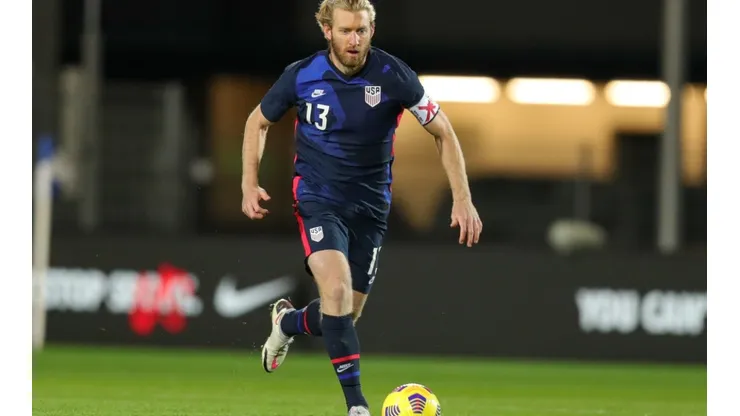 USMNT captain Tim Ream controls the ball during a match against Panama (@USMNT)