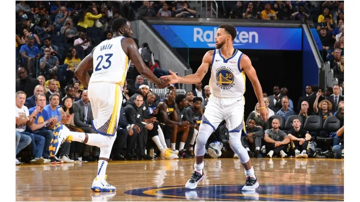 Draymond Green and Stephen Curry. (Getty)