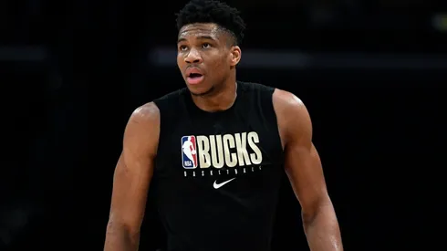 Giannis can sign the largest contract in NBA history. (Getty)