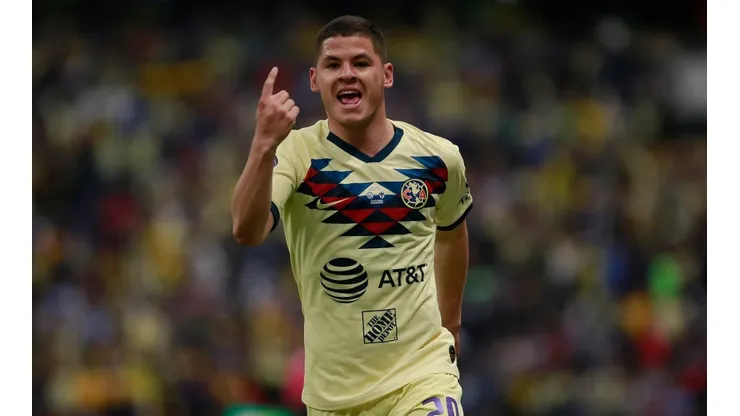 Richard Sánchez of América celebrates after scoring a goal (Getty).