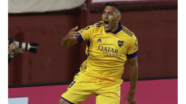 Boca Juniors' Ramón 'Wanchope' Ábila celebrates after scoring against Lanús (Getty).