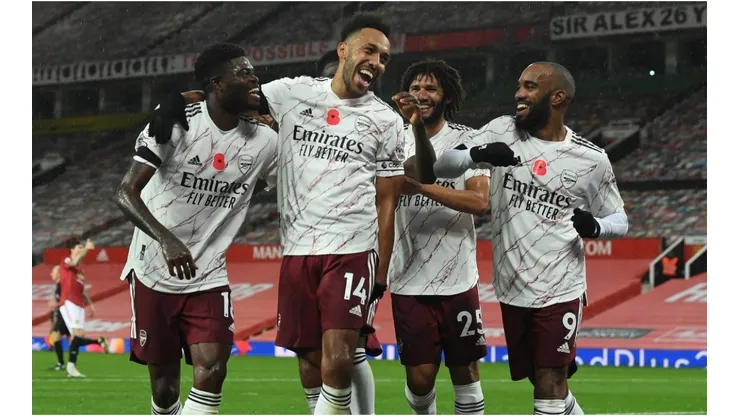 Arsenal are the biggest favorites to win the trophy. (Getty)