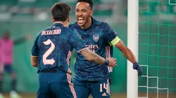 Pierre Emerick-Aubameyang celebrates a goal with Hector Bellerín. (Getty)
