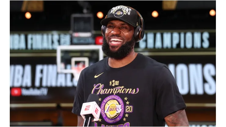 The Lakers won their 17th title. (Getty)