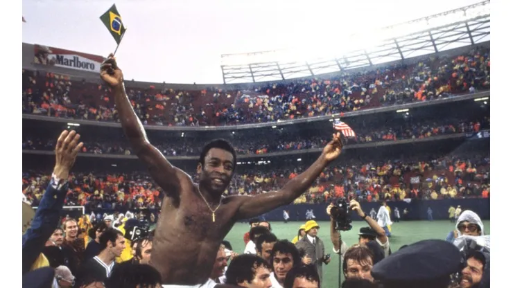 Pelé is an icon of sport. (Getty)
