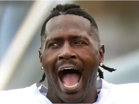 Adam Schefter accidentally reveals that Antonio Brown is 100% coming back to the NFL