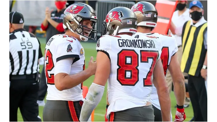 Gronk and Brady share a close friendship. (Getty)