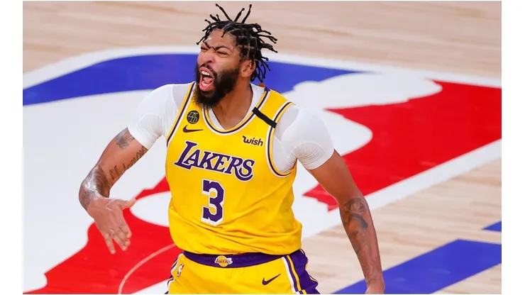 Davis finished in 2nd in DPOY voting. (Getty)