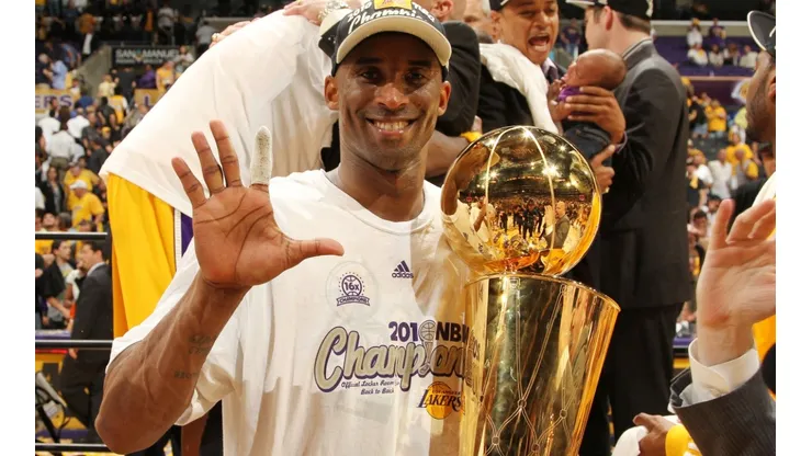The Lakers have won a total of 16 NBA championships. (Getty)