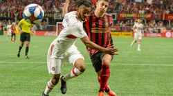 Chicago's Raheem Edwards (left) and Atlanta's Franco Escobar (right) fight for possession. (Getty)